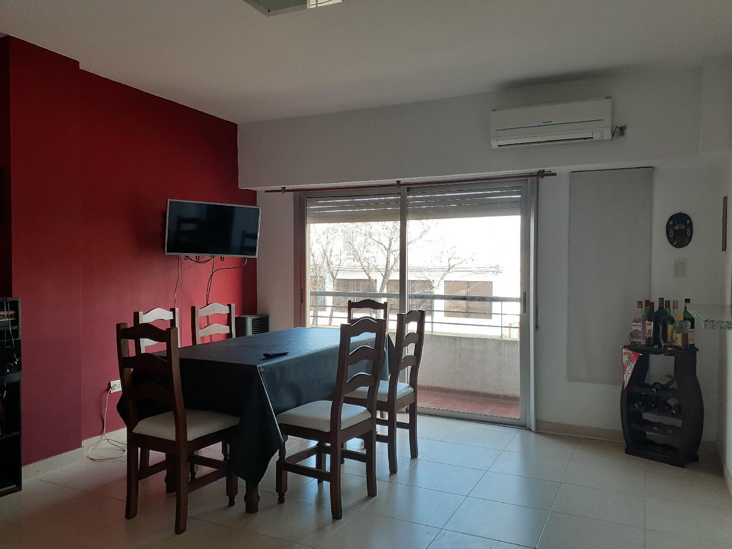EN VENTA, EXCELENTE DEPTO UNA HABITACIÓN. SOBRE AV. SAAVEDRA. CHACABUCO.- COD. 139.