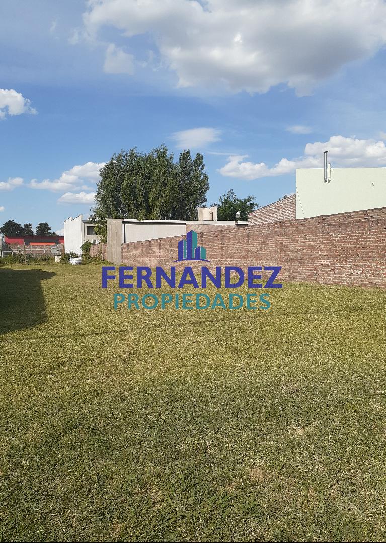 EXCELENTE LOTE EN VENTA A 20m DE ACC. H. IRIGOYEN DE 12m X 43m.- CHACABUCO. COD. 69