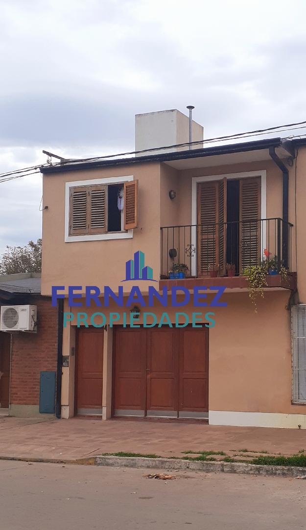 EXCELENTE DEPARTAMENTO EN VENTA, DOS HABITACIONES. MUY BUENA CONSTRUCCIÓN.- CHACABUCO. COD. 177