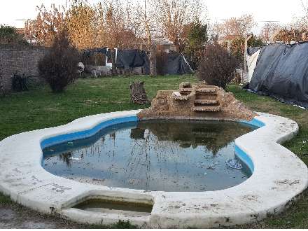 CASA CON PILETA, EN VENTA. Cod.26