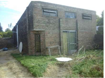 GALPÓN EN ALQUILER, CALLE BRANDSEN 120 m2.- CHACABUCO.  COD. 80