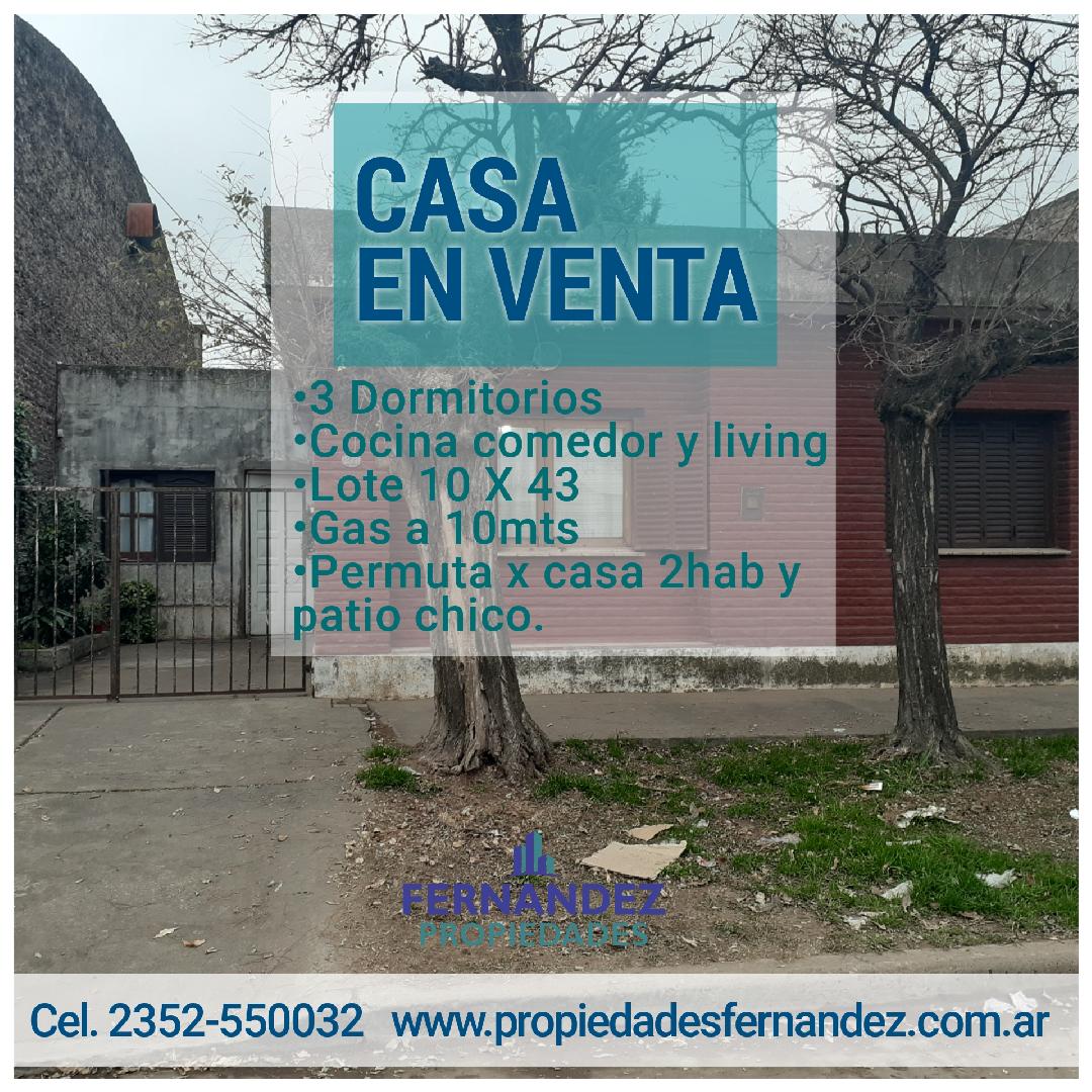 CASA 3 DORM. EN VENTA, CALLE ROCHA A METROS DE AV. GARAY. CHACABUCO.- COD. 186