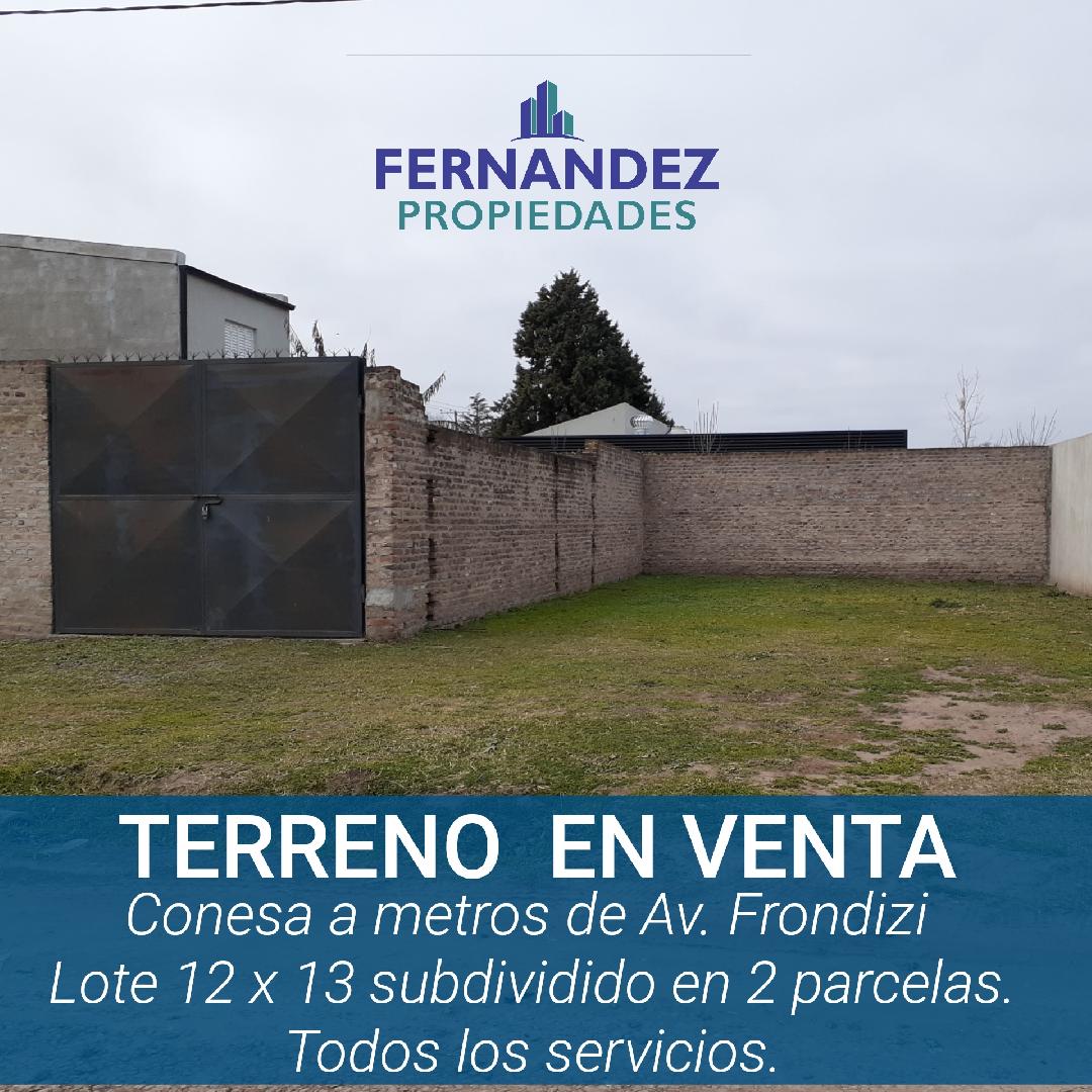 EN VENTA TERRENO DE 12 POR 13, CALLE CONESA A MTS. DE AV. FRONDIZI. TODOS LOS SERVICIOS. COD. 187