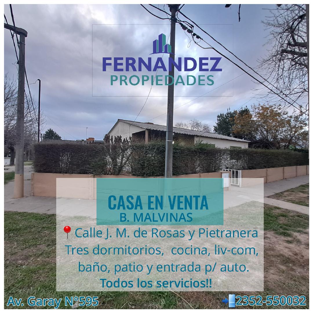 EN VENTA, CASA B. MALVINAS. TRES DORMITORIOS.- CHACABUCO. COD. 239