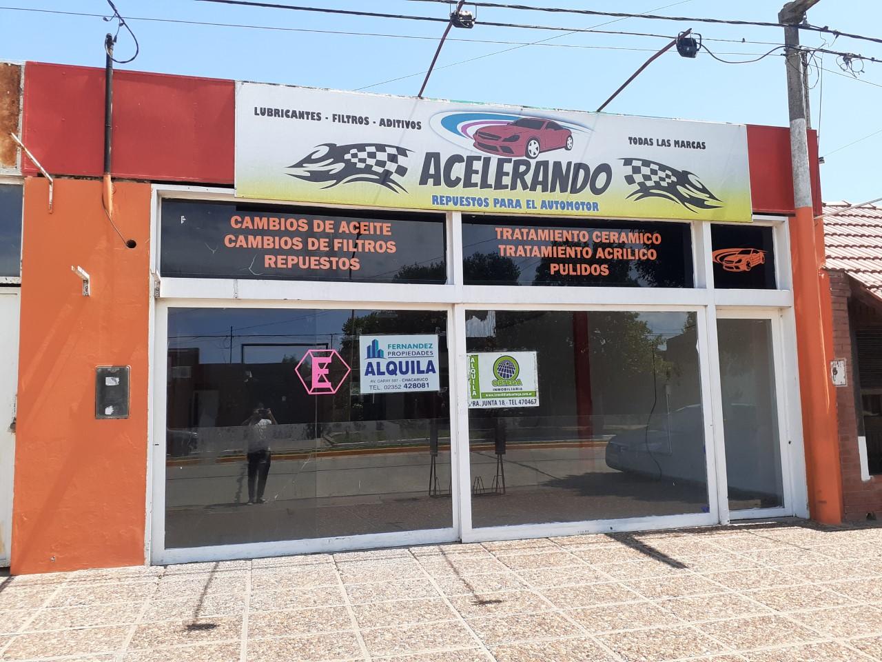 LOCAL COMERCIAL SOBRE AV. COLON, CON OFICINA Y BAÑO.- CHACABUCO. COD. 117
