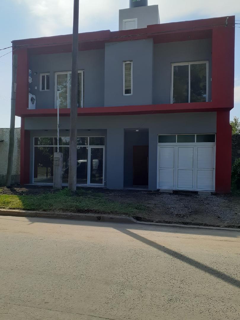 EN ALQUILER, DEPTO DOS HABITACIONES CALLE VILLEGAS.- CHACABUCO. COD. 128